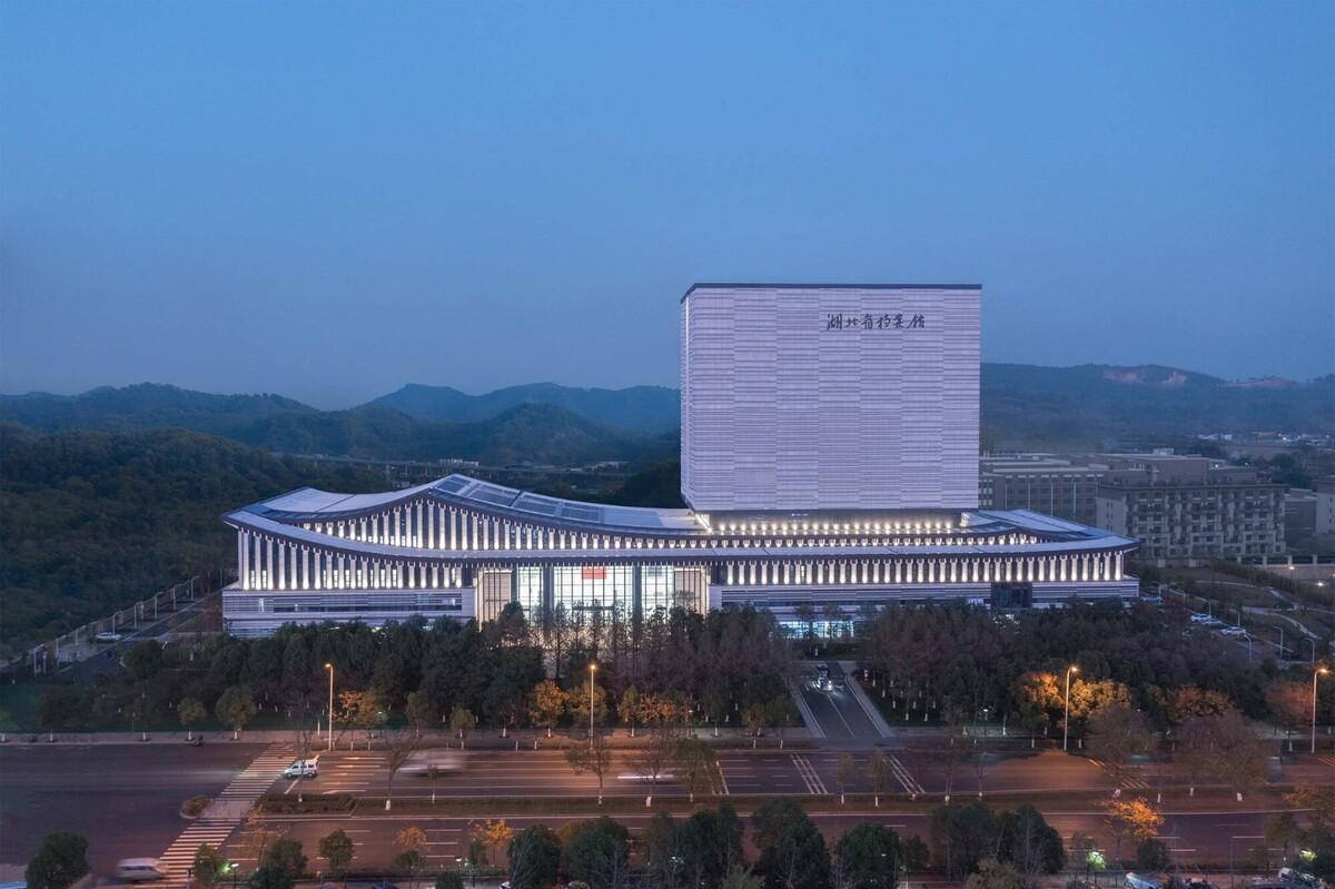 湖北省档案馆新馆 / 中南建筑设计院