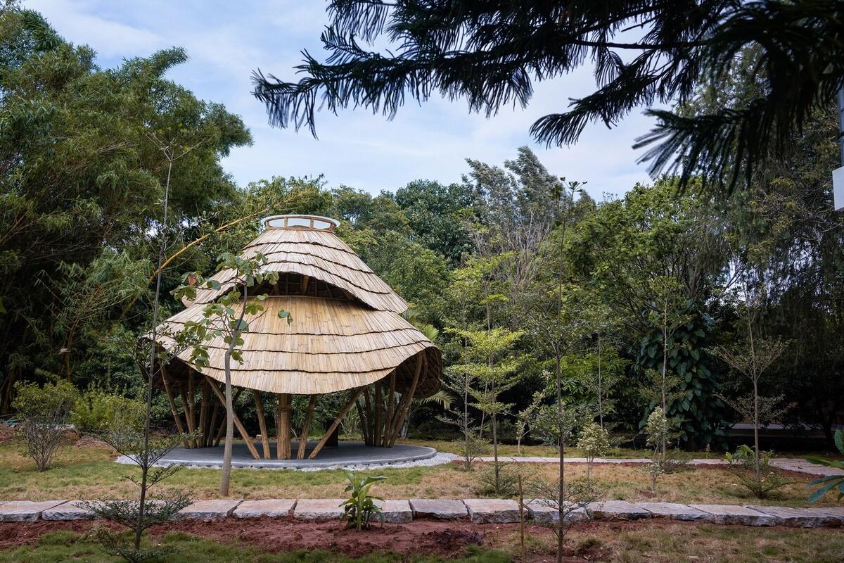 冥想凉亭 / STUDIOARO