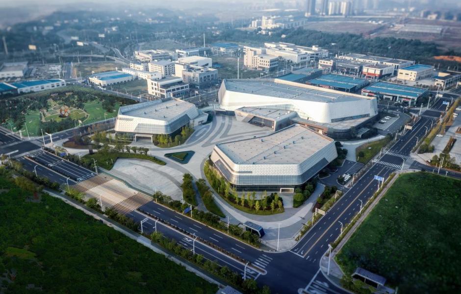 自由 动感 科技：株洲汽博园交易中心一体化设计探讨 / 罗劲工作室