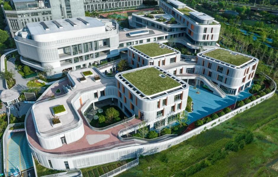 串联的无界活动空间：杭州市滨江区东方郡幼儿园江晖分园 / 浙江大学建筑设计研究院有限公司