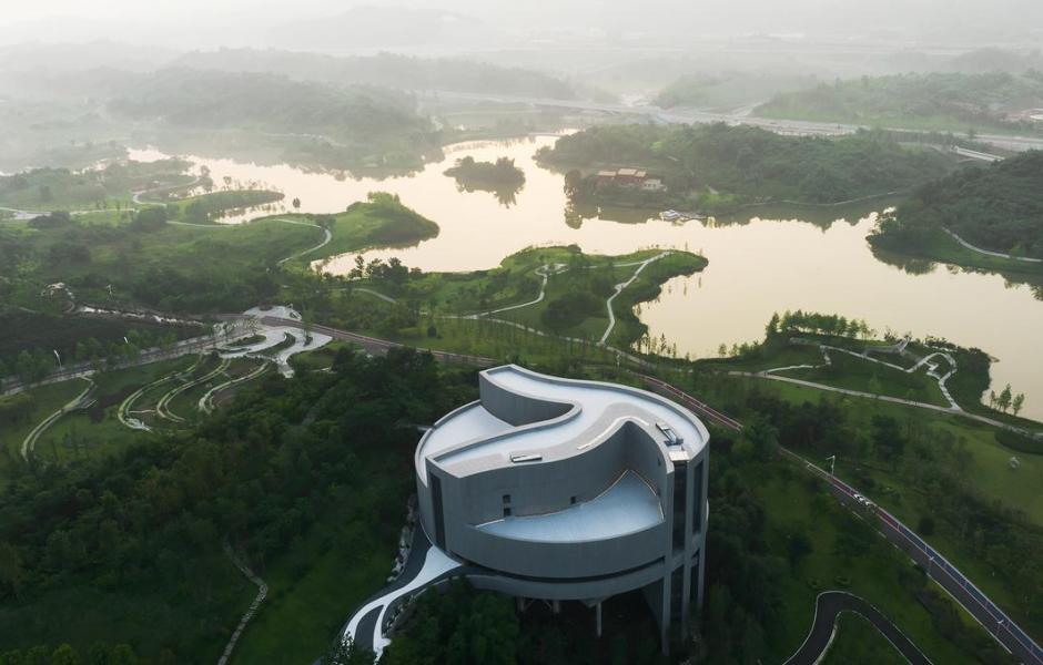 重庆两江协同创新区规划展示中心 / 汤桦建筑设计