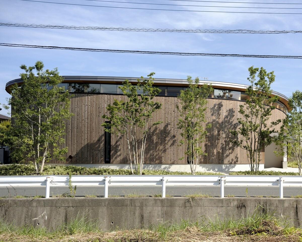 天空之皿 / NKS Architects