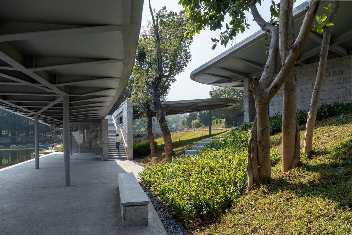 深圳市南山区环西丽湖绿道（一期）二级驿站及周边景观设计 / 原作设计工作室