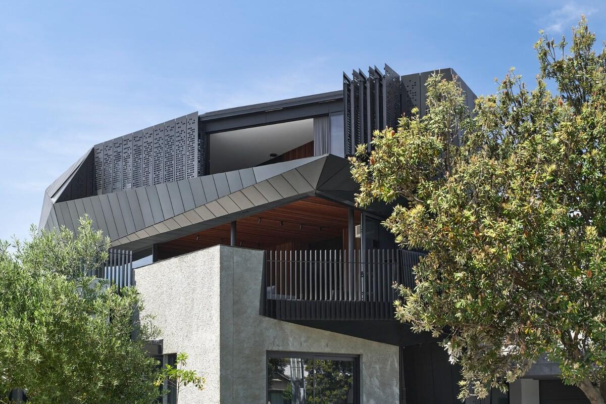 戏剧化结构，哈洛德住宅 / Coy Yiontis Architects