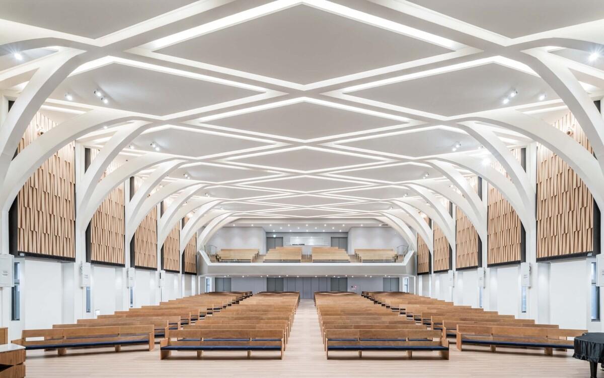 中华福音神研究学院八德校区教堂 / 潘冀联合建筑师事务所