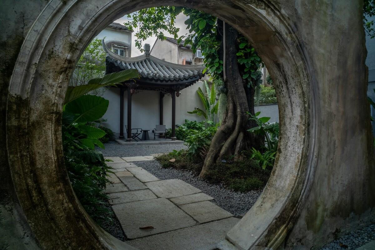 潮州有熊酒店 / 以靠建筑