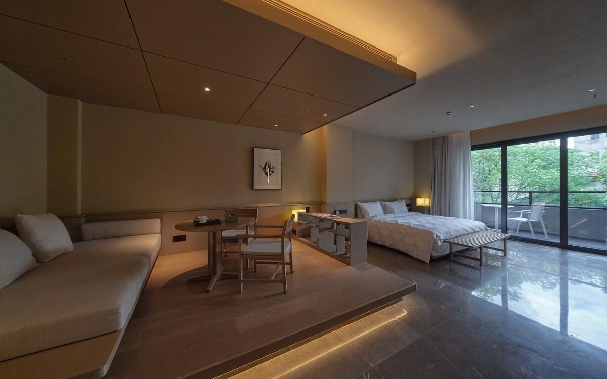潮州有熊酒店 / 以靠建筑