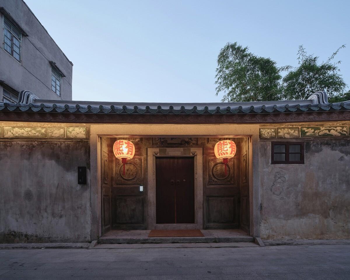 潮州有熊酒店 / 以靠建筑