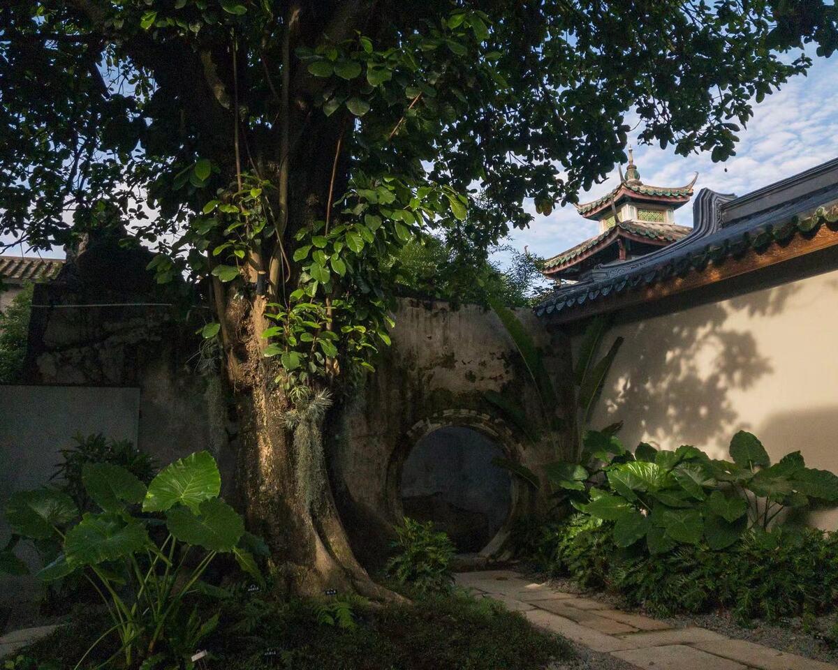 潮州有熊酒店 / 以靠建筑