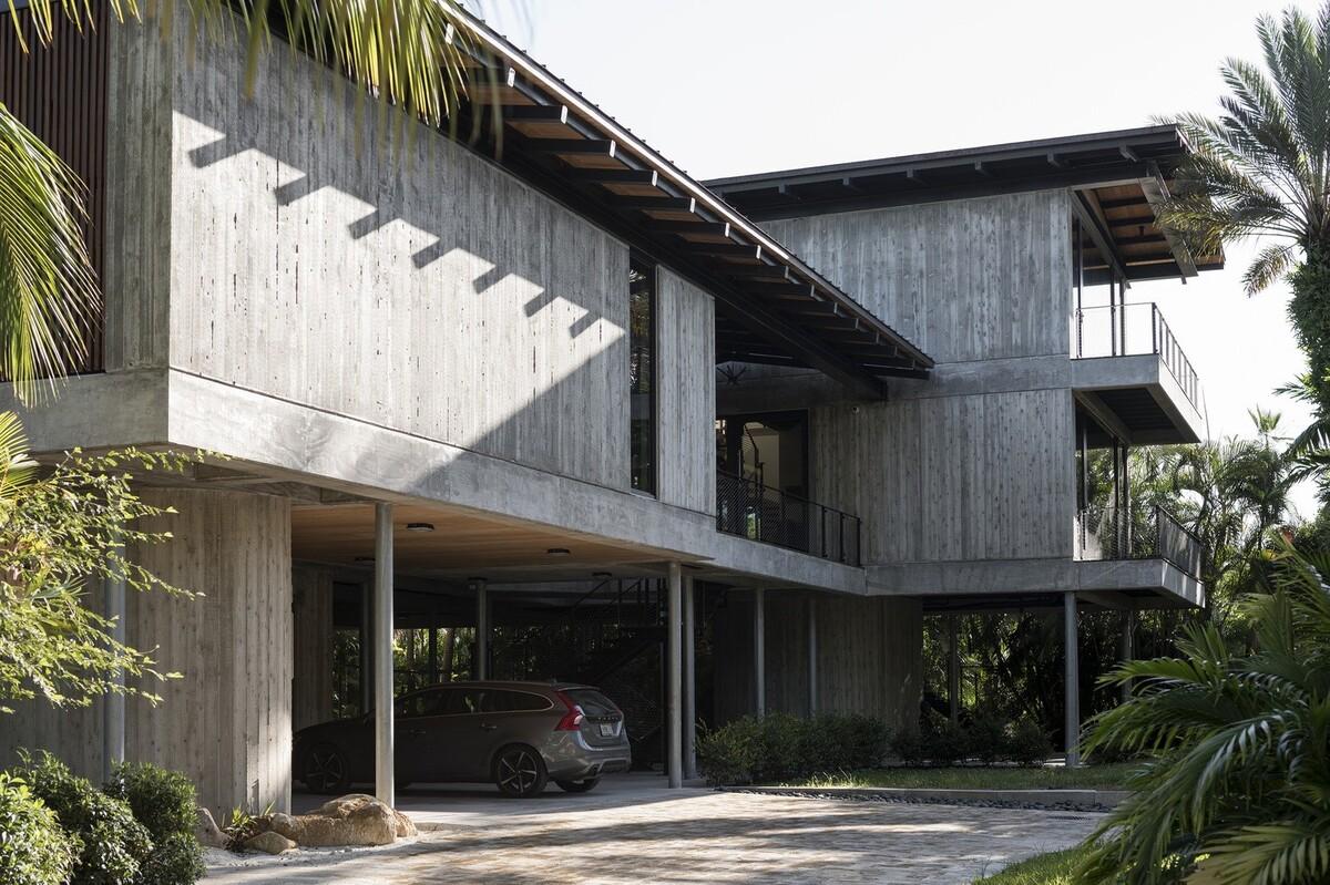 Stewart Avenue 公寓 / Brillhart Architecture