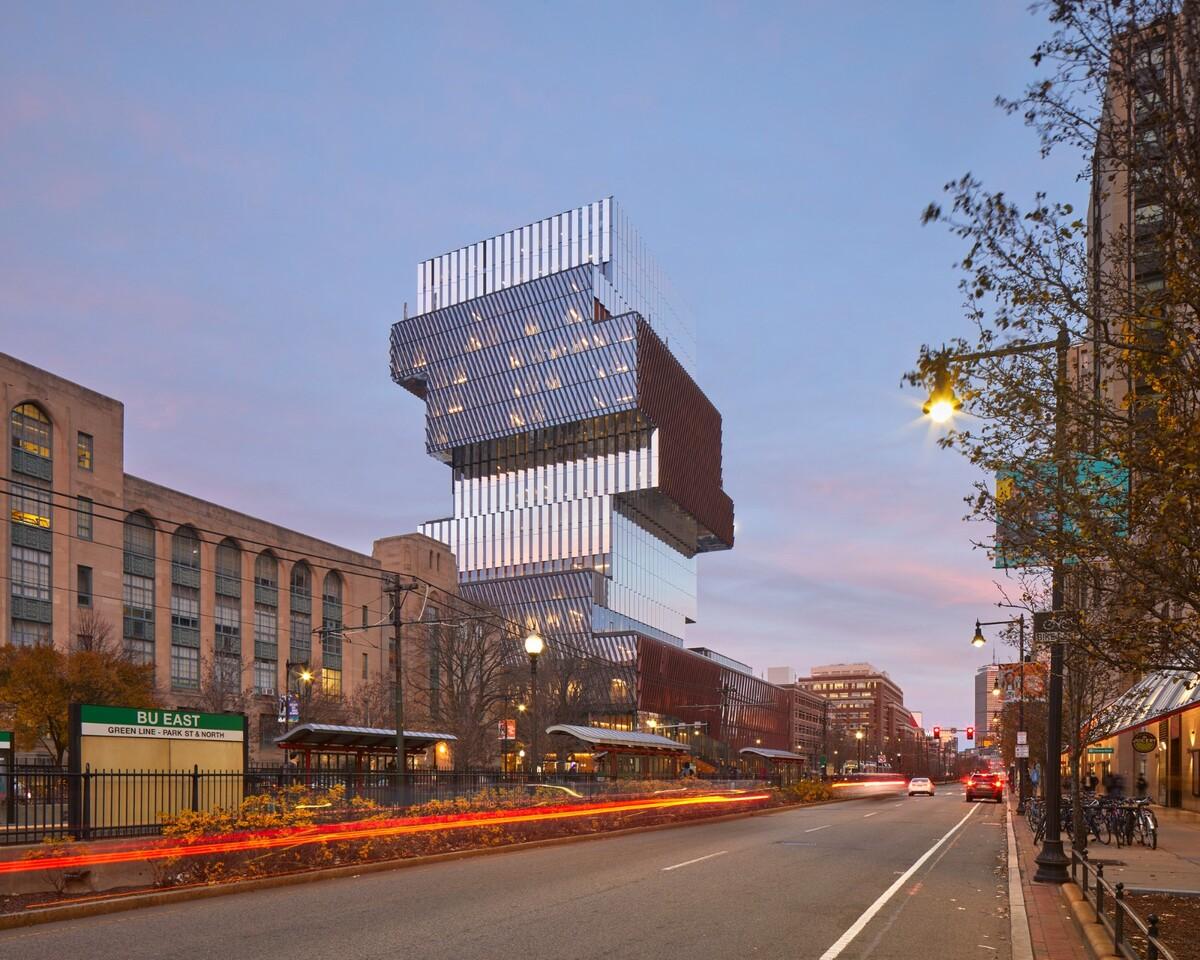 波士顿大学计算与数据科学中心 / KPMB Architects
