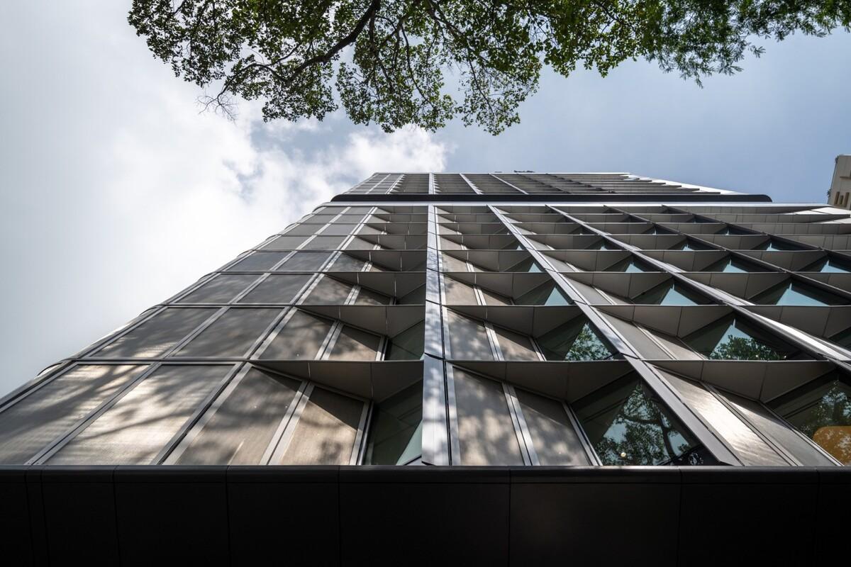 胡志明市科技银行总部 / Foster + Partners