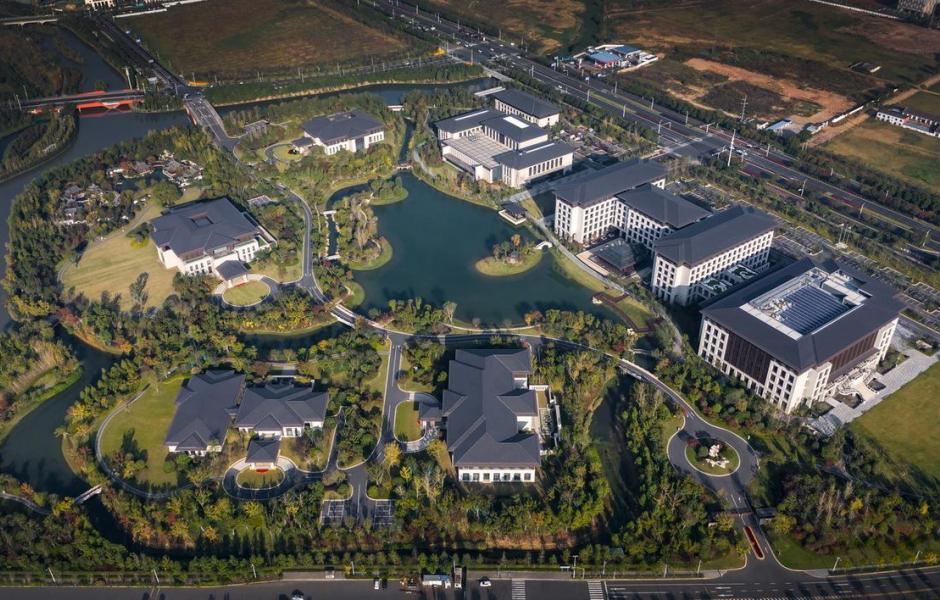 江南园中园·中吴宾馆 / 简和建筑