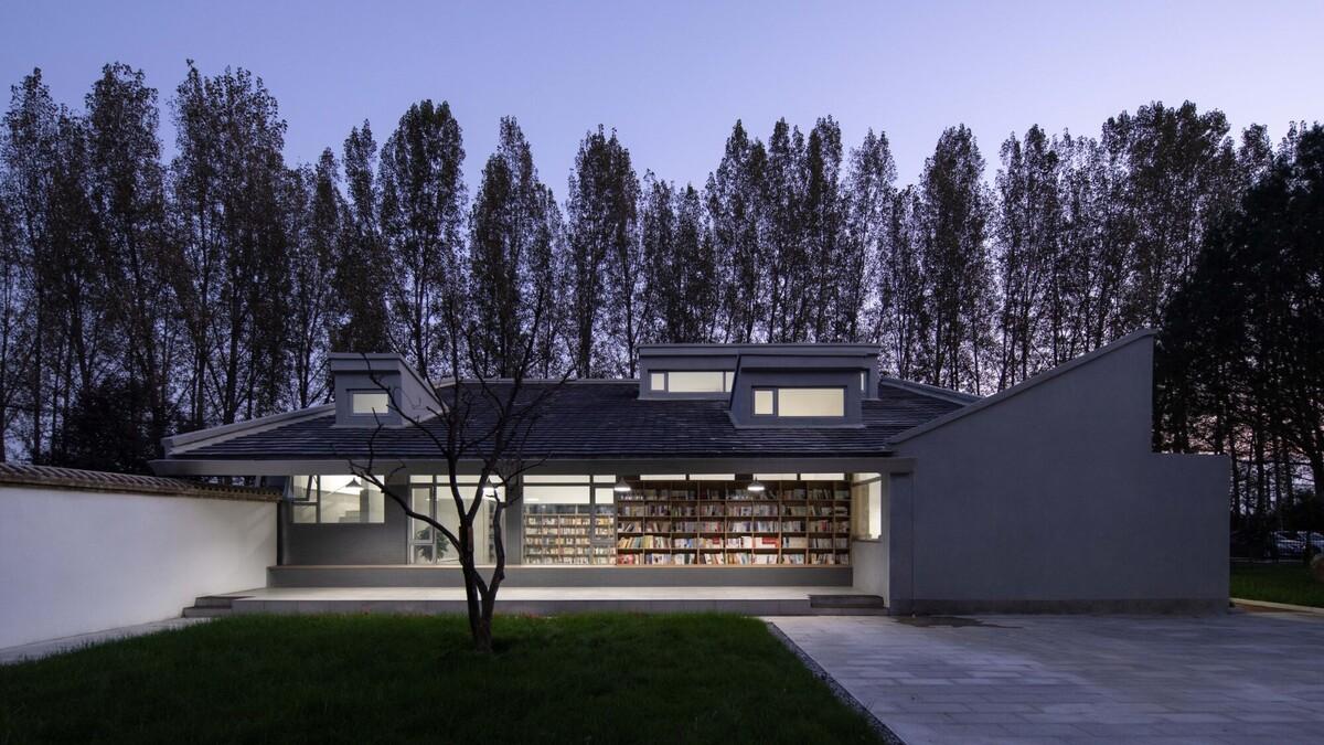 陕西希望工程校园图书馆2.0 / 垣建筑