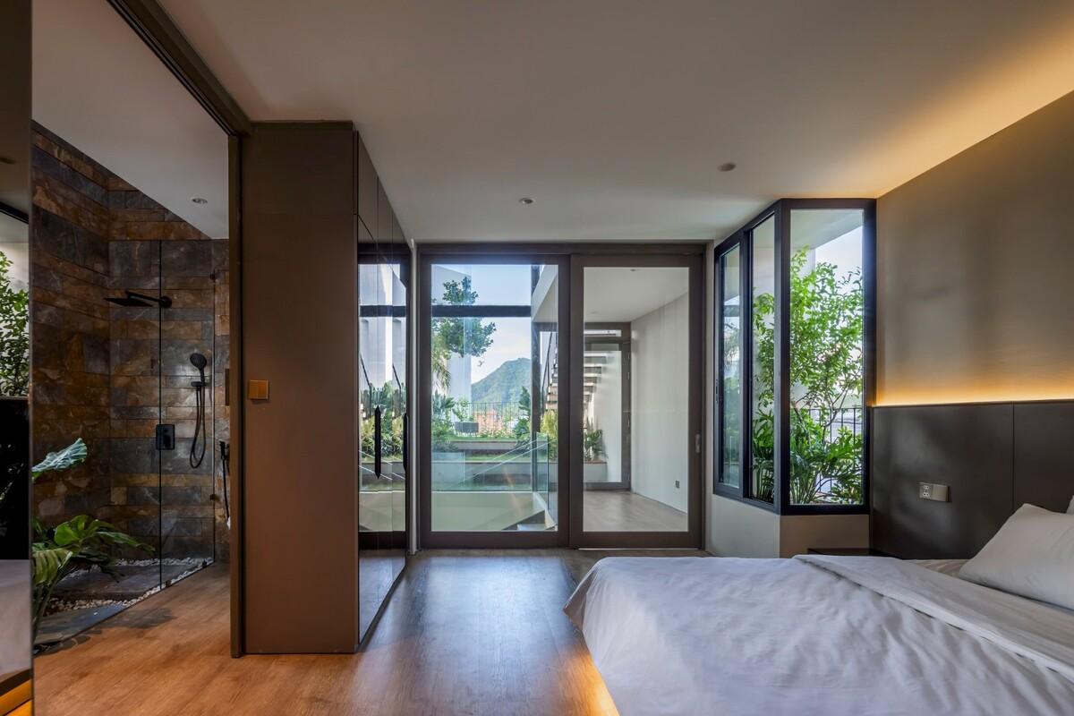 天空花园别墅 / Pham Huu Son Architects