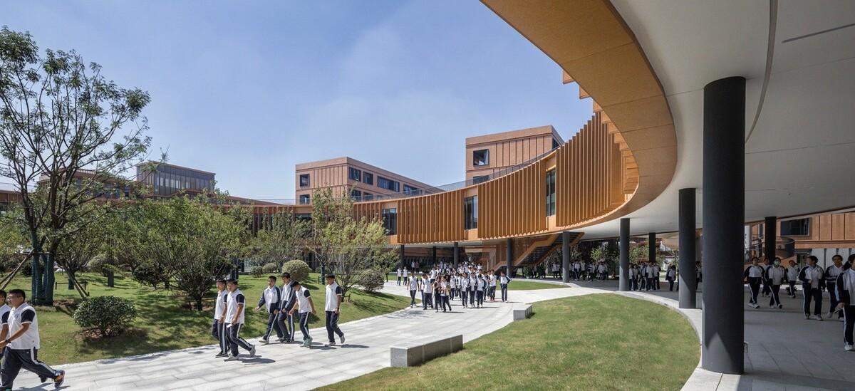 江苏省梅村高级中学空港分校 / 华南理工大学建筑设计研究院