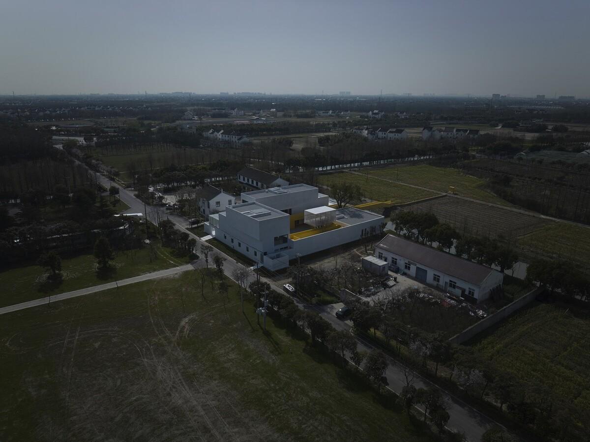 “q” Center —上海廊下村民活动中心 / Atelier tf + ppas
