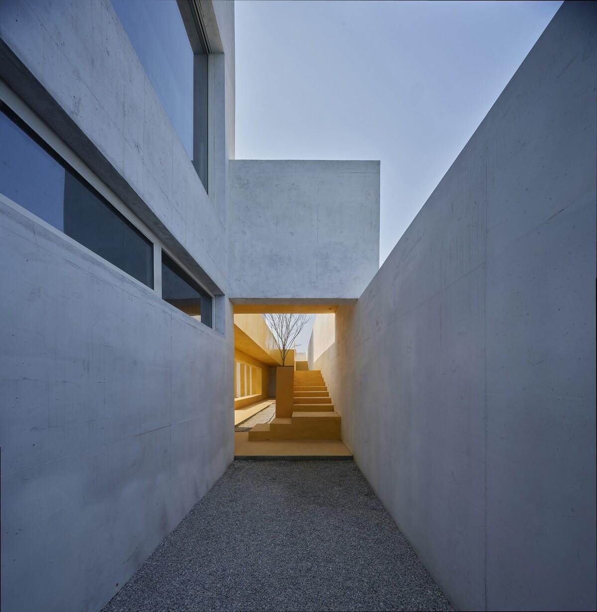 “q” Center —上海廊下村民活动中心 / Atelier tf + ppas