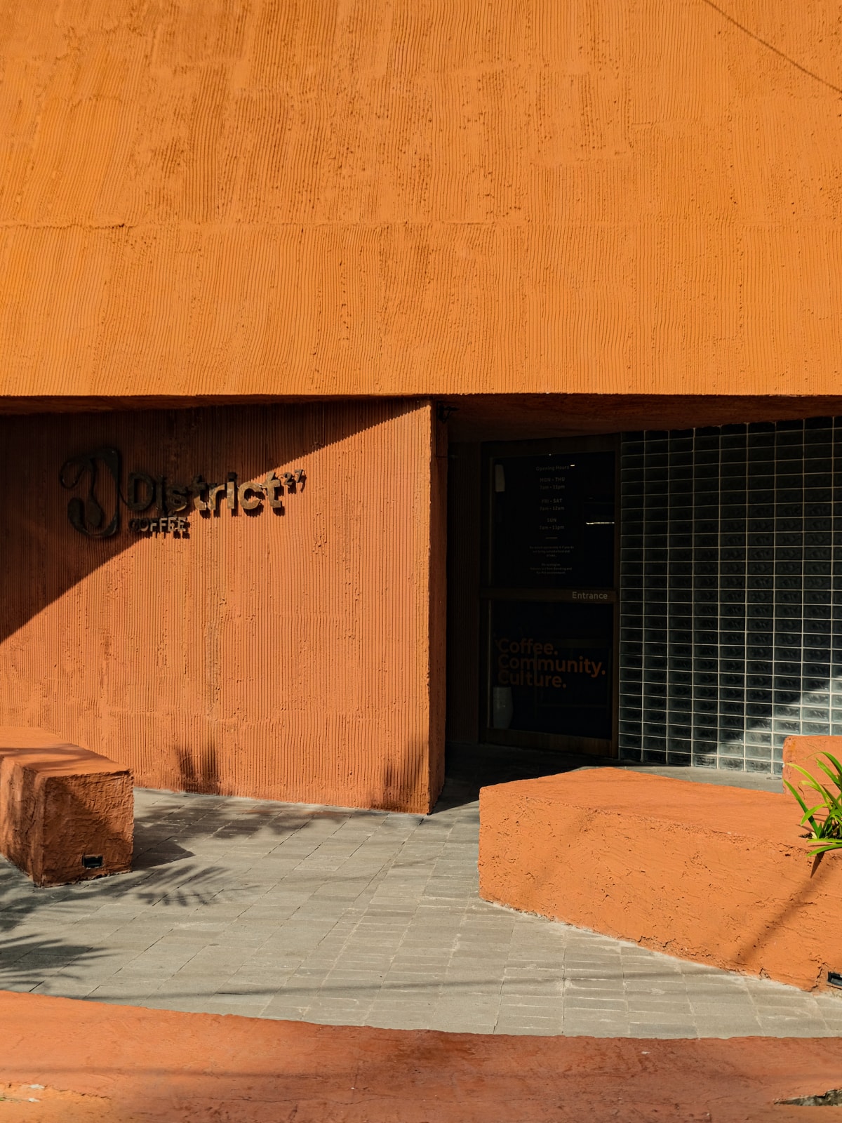 District 27咖啡店 / INS Studio
