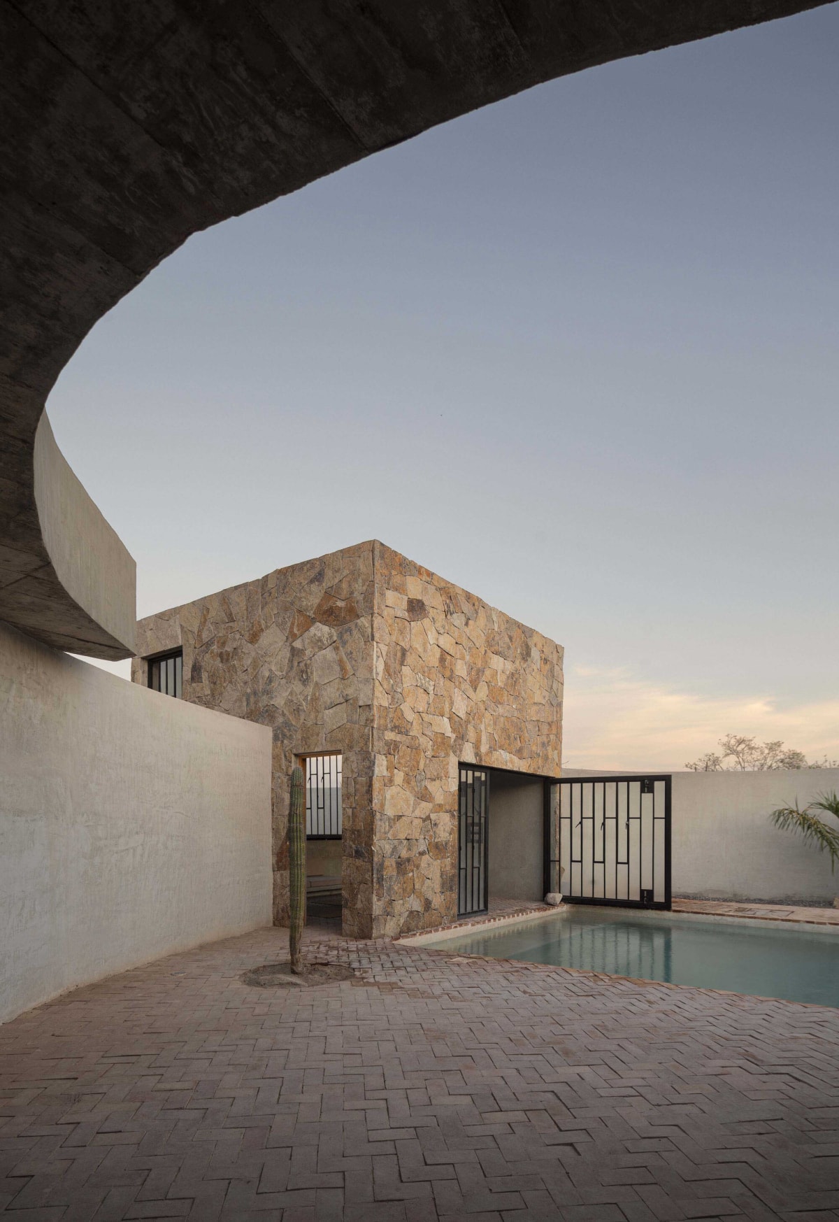 La Paz住宅：墨西哥的自然栖居 / Ludwig Godefroy Architecture