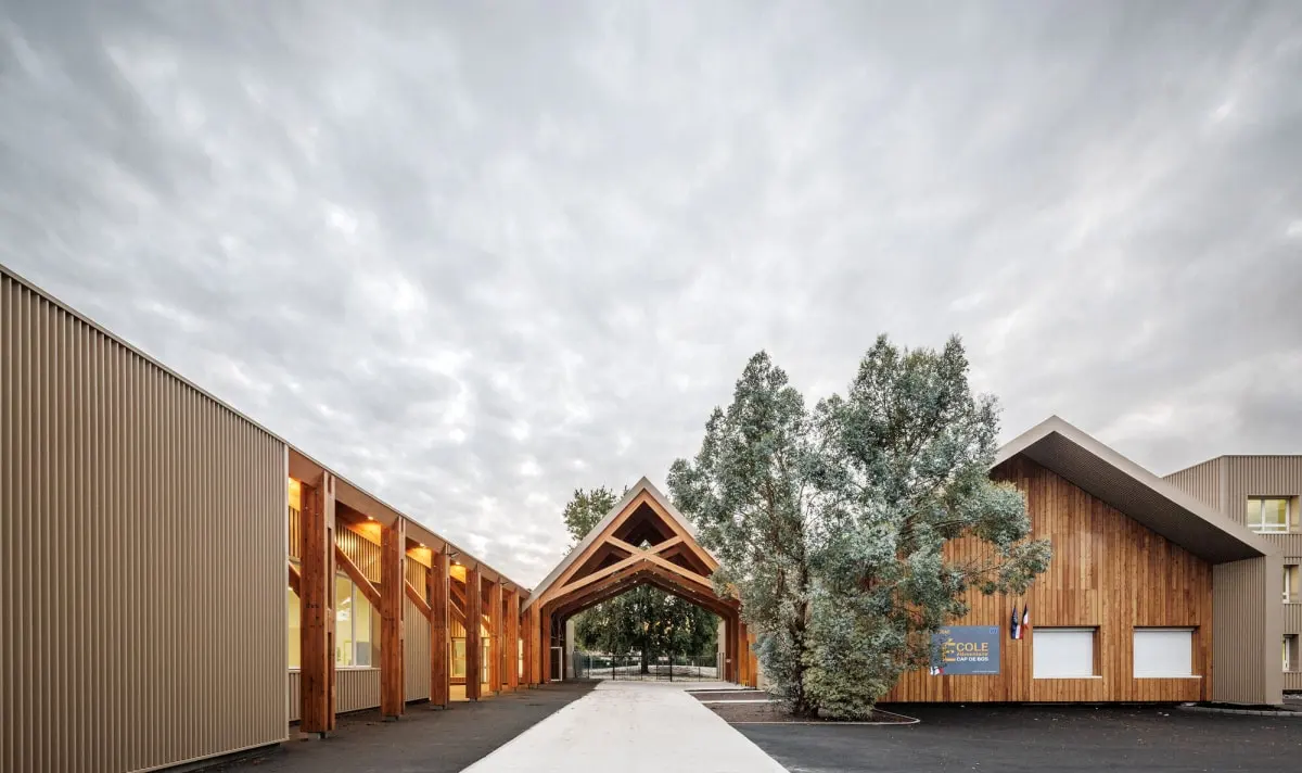 Cap de Bos学校群 / BPM Architectes