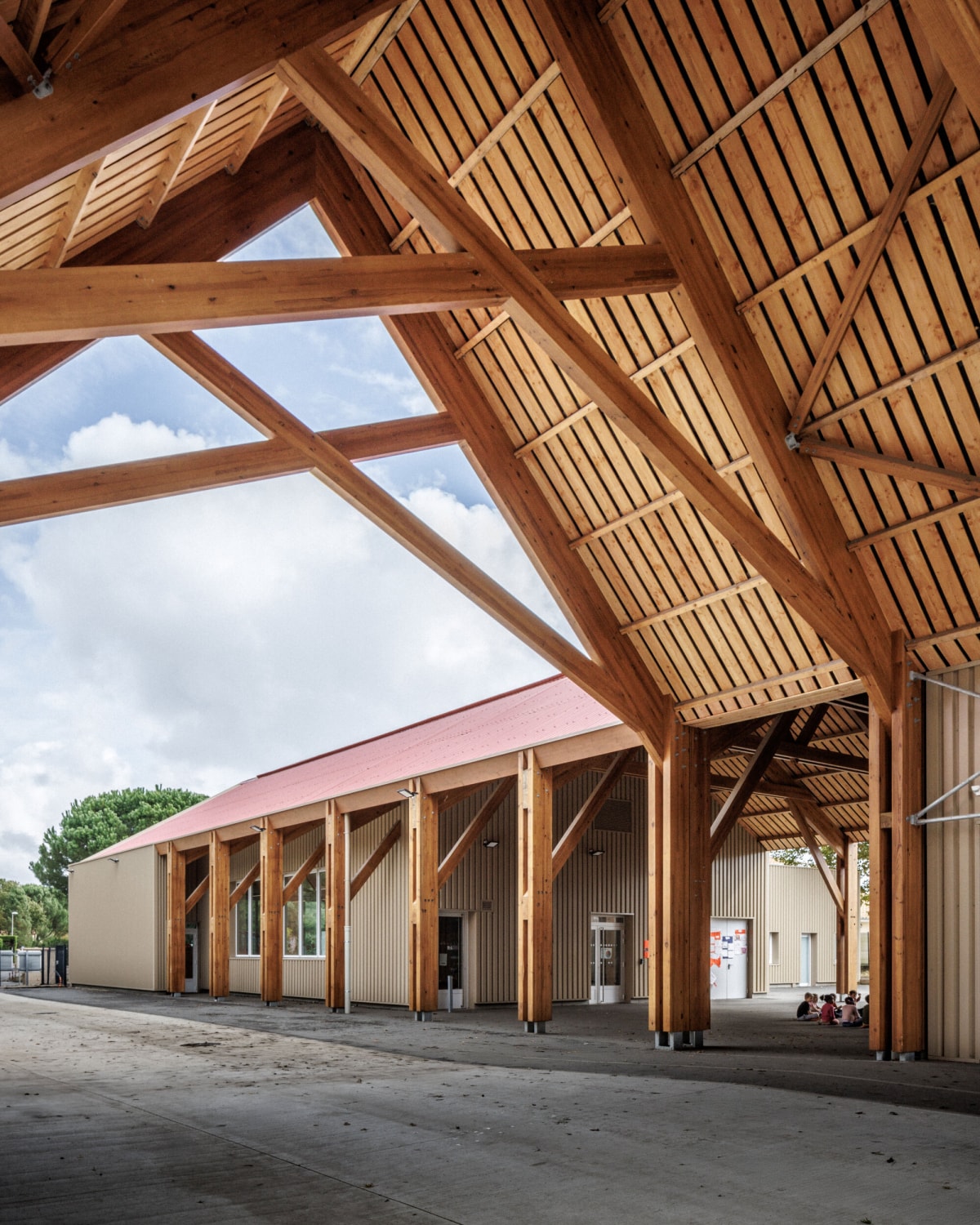 Cap de Bos学校群 / BPM Architectes
