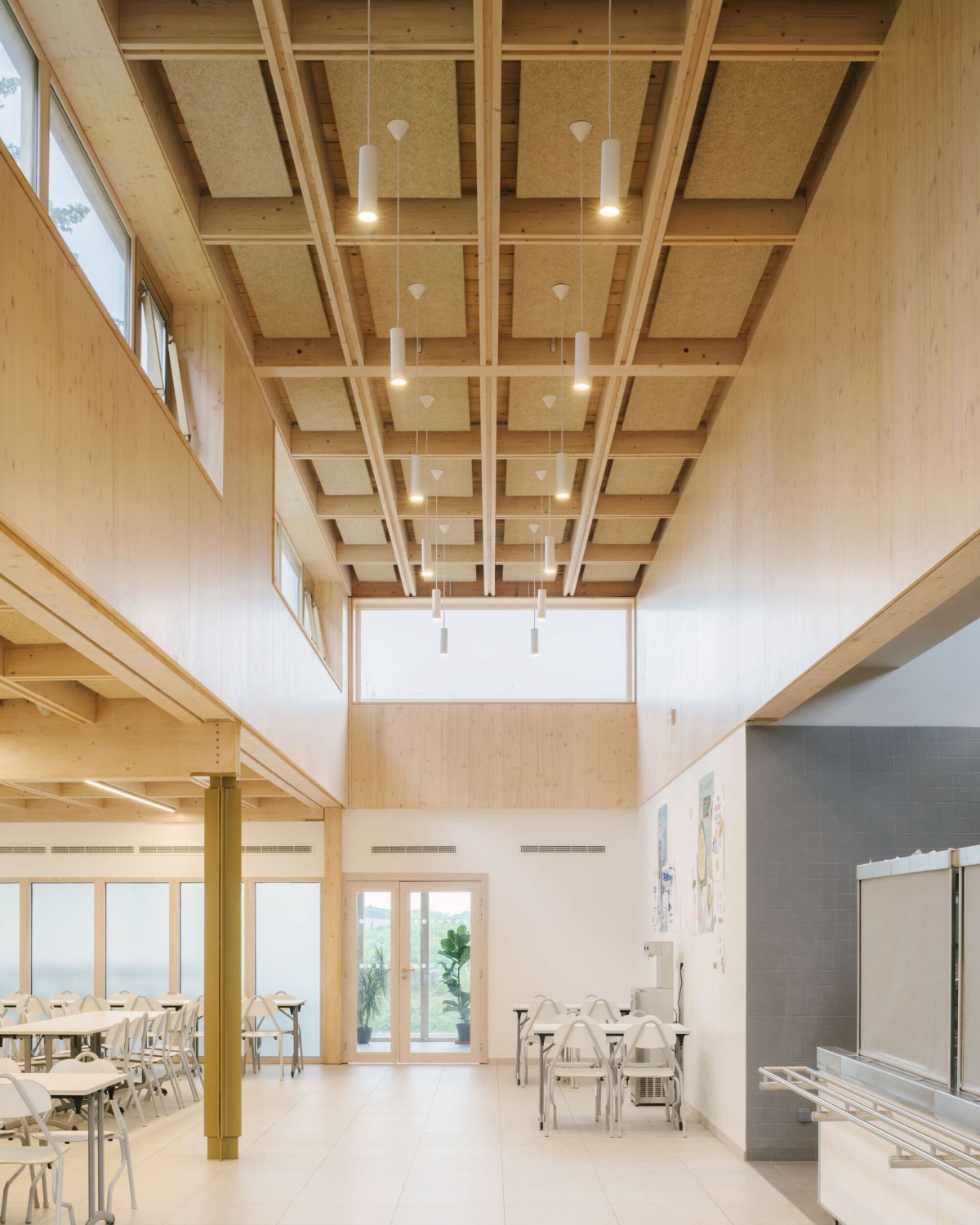 玛丽斯·巴斯蒂中学重建项目 / Tectoniques Architects